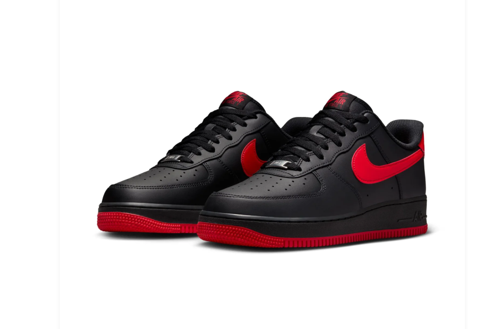 Nike Air Force 1 Low – Black / University Red