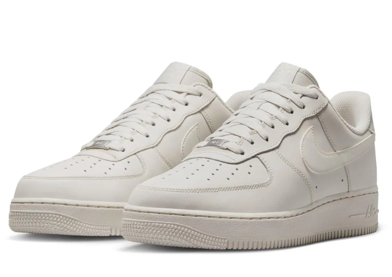 Nike Air Force 1 Low – Summit White / Sail