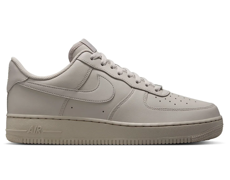 Nike Air Force 1 Low – Moon Fossil / Light Bone