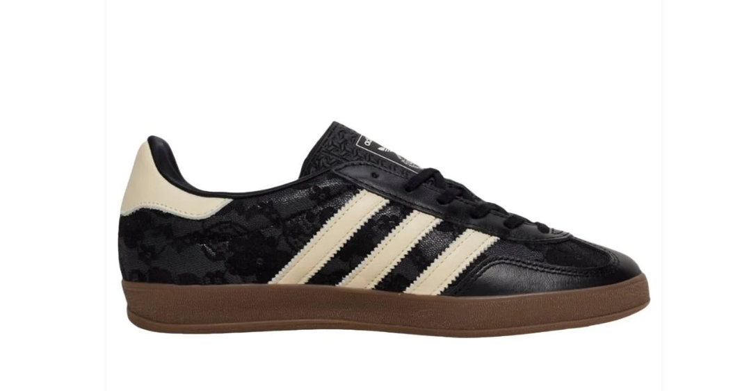 Adidas Gazelle Indoor – Core Black / Cream White / Gum (Pearl Edition)