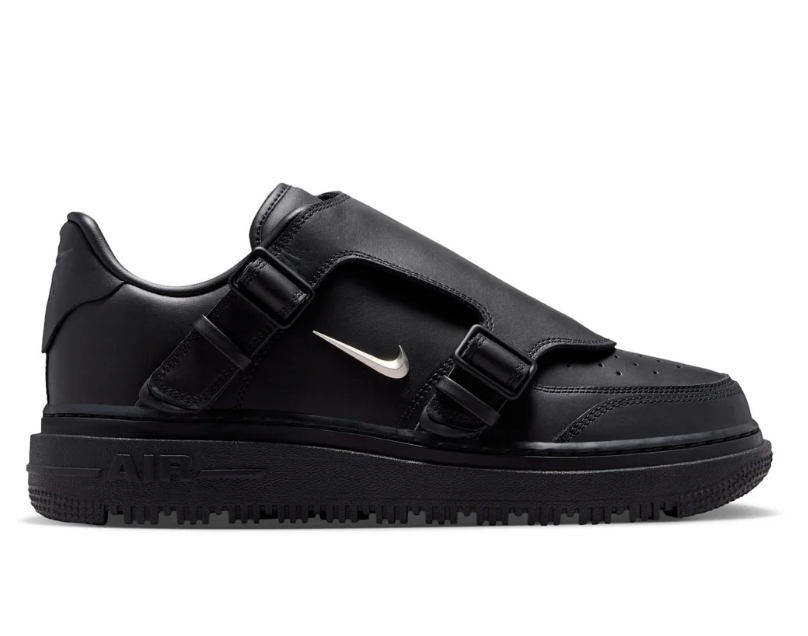 Nike Air Force 1 Utility – Triple Black