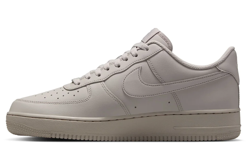 Nike Air Force 1 Low – Moon Fossil / Light Bone
